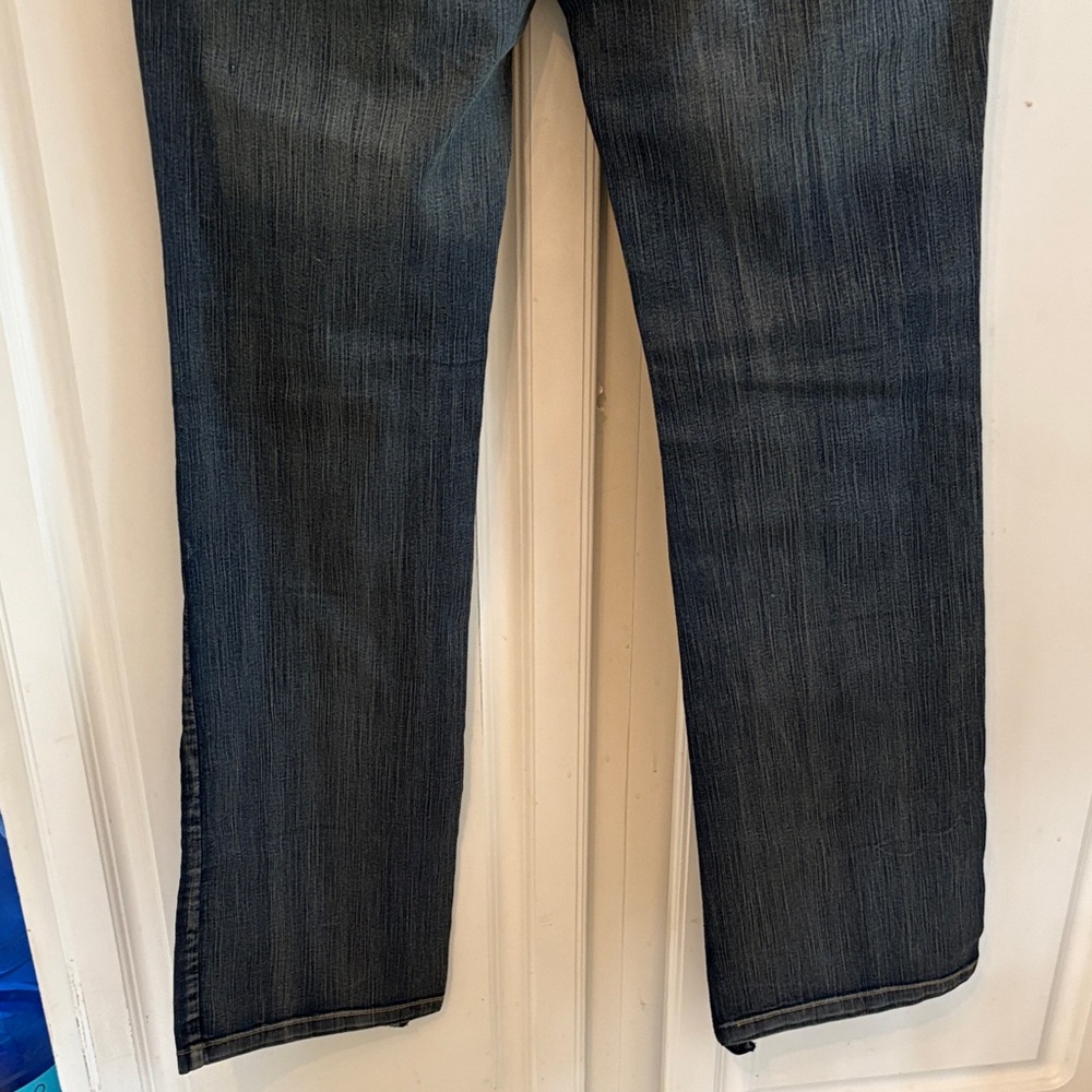 Women's Brazilian Blue Jeans - Picture 4 of 11
